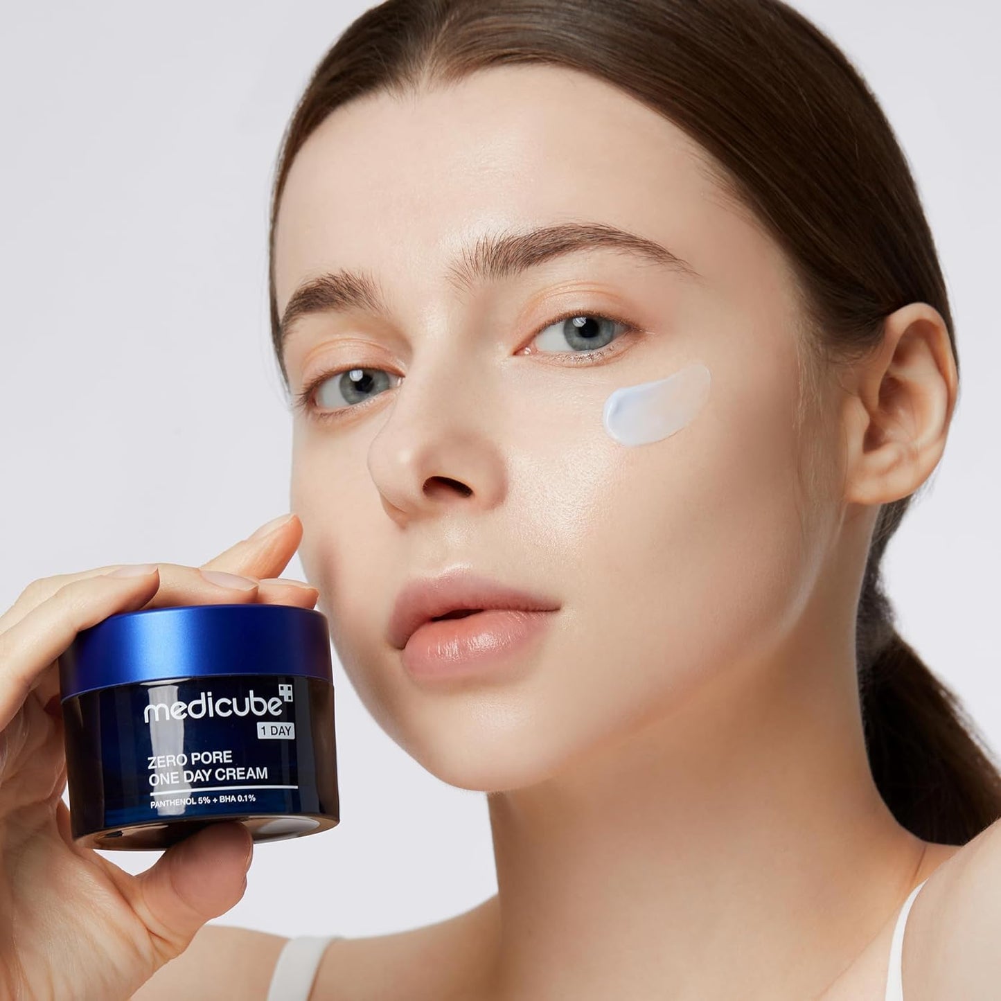 Zero Pore One-Day Cream 1.7 Fl.Oz - Visibly Smaller Pores, Controls Excess Oil - Pore Refining Cream with Panthenol, Salicylic Acid, and Niacinamide - Korean Skincare